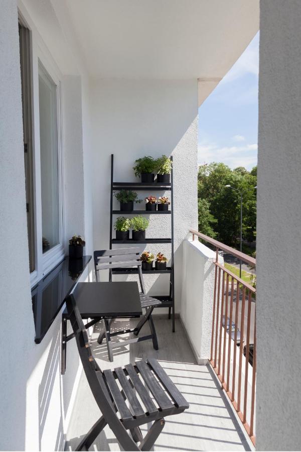 Uni Apartament Лодзь Екстер'єр фото